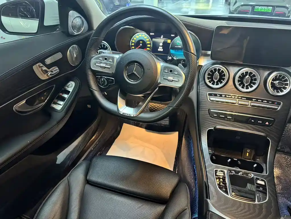 Mercedes-Benz C-Class 2021 — фото 6