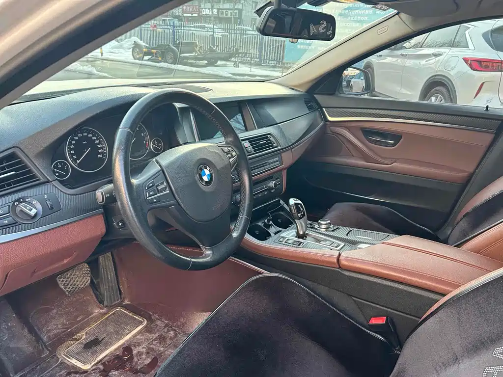 BMW 5 Series 2015 — фото 8