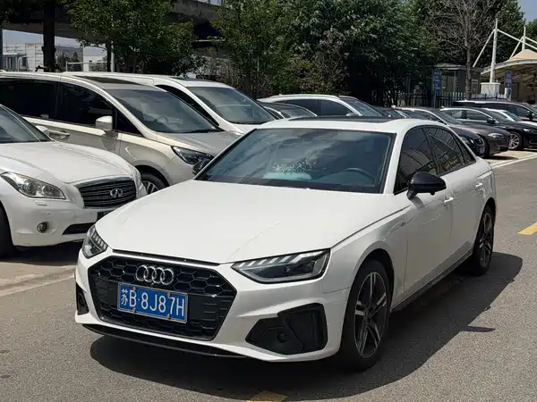 Audi A4L 2022