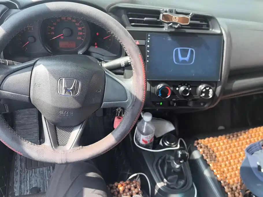 Honda Fit 2018 — фото 12