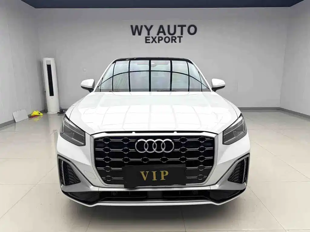 Audi Q2L 2022