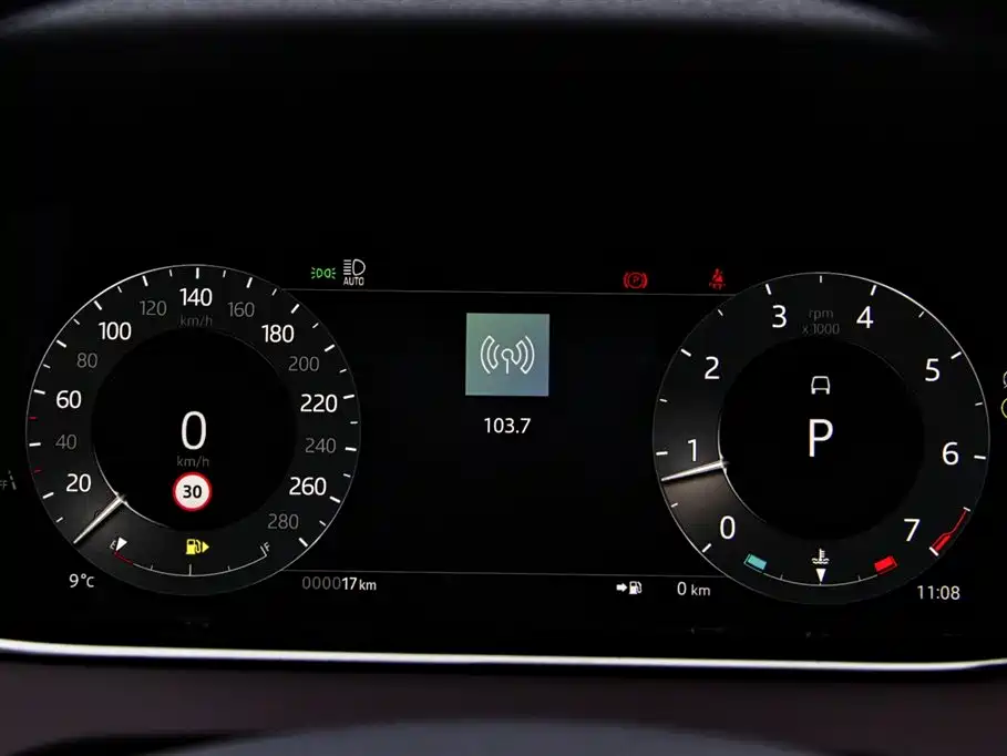 Land Rover Evoque 2025 — фото 15