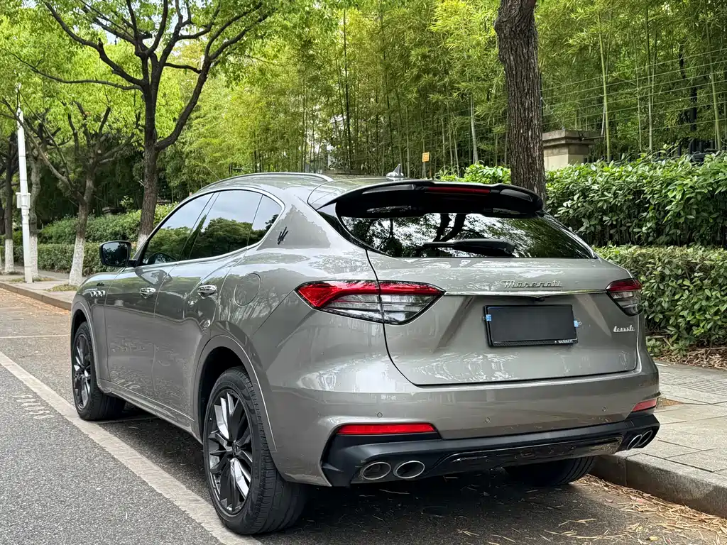 Maserati Levante 2022 — фото 4