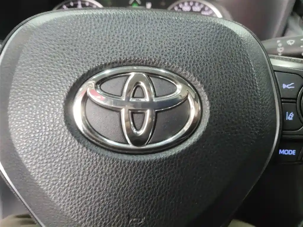 Toyota Wildlander 2021 — фото 9