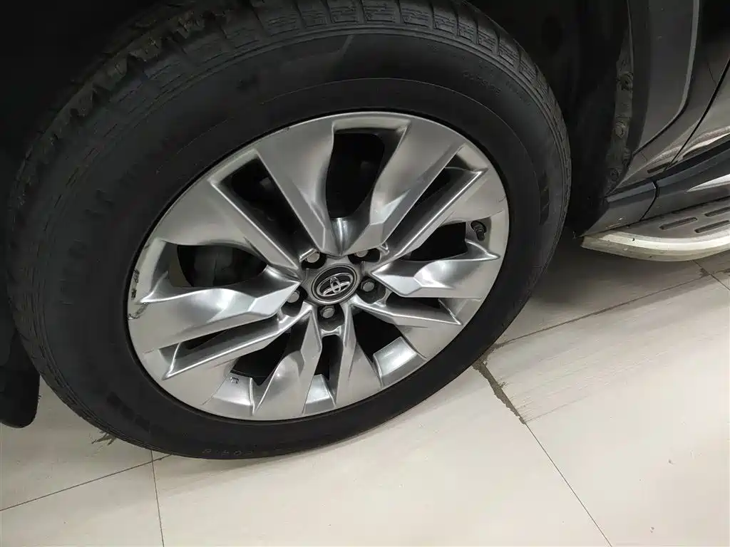 Toyota Wildlander 2021 — фото 23