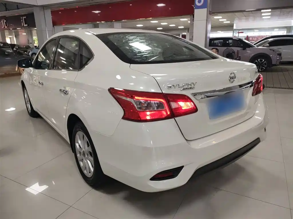 Nissan Sylphy 2019 — фото 23