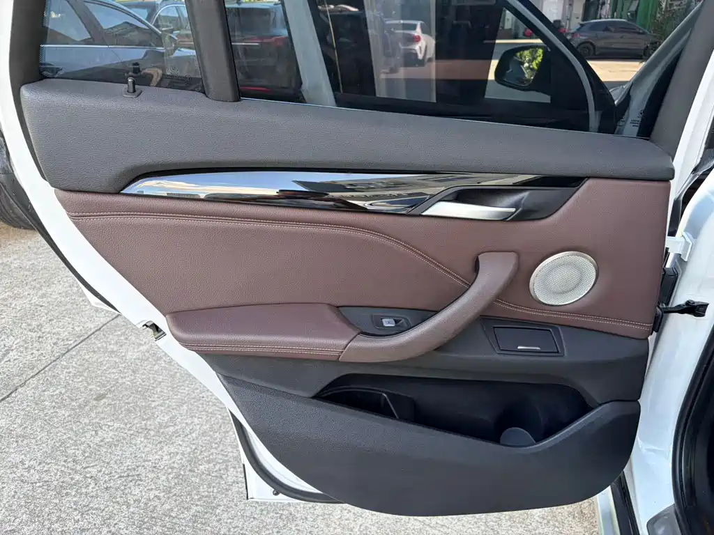 BMW X1 2023 — фото 16