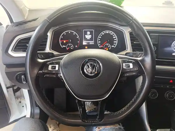 Volkswagen T-Roc 2019
