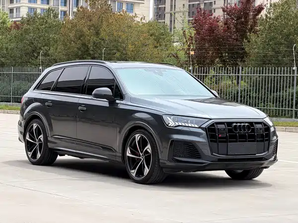 Audi SQ7 2024