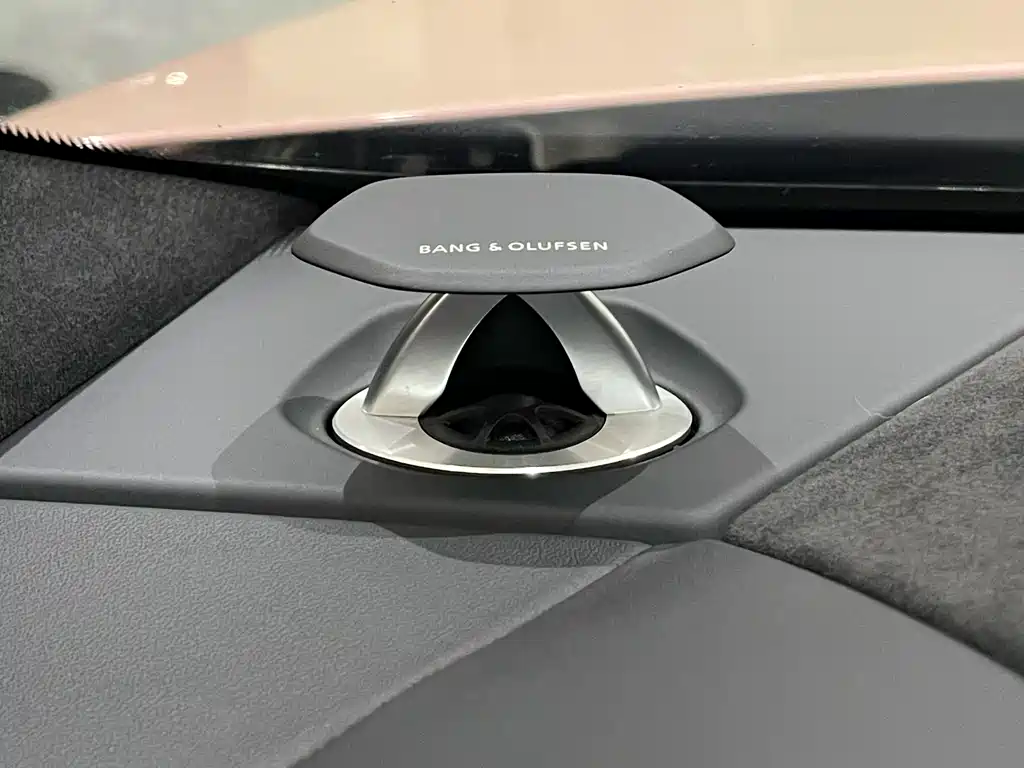 Lamborghini Urus 2019 — фото 17