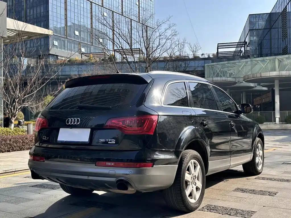 Audi Q7 2015 — фото 4