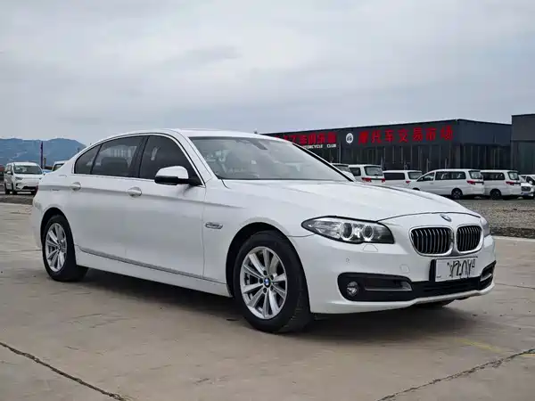 BMW 5 Series 2017