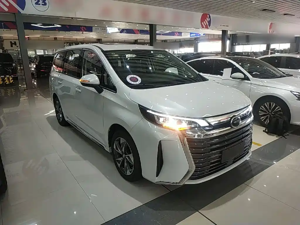GAC Trumpchi M6 2025 — фото 4
