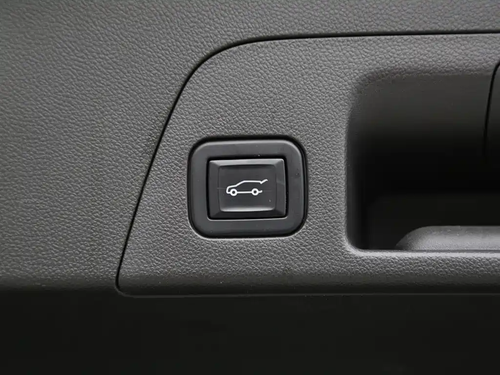Buick Envision Plus 2022 — фото 9