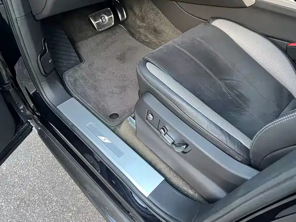 Bentley Bentayga 2022