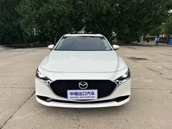 Mazda 3 Axela 2023