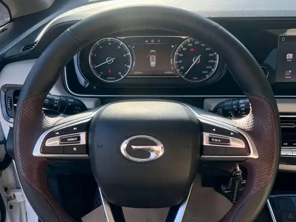 GAC Trumpchi M6 2021