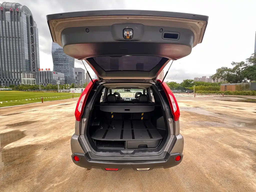 Nissan X-Trail 2012 — фото 18