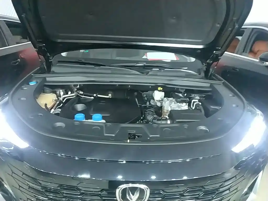 Changan UNI-K Smart Electronic Idd 2022 — фото 20