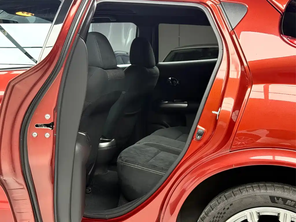 Infiniti ESQ 2018 — фото 10