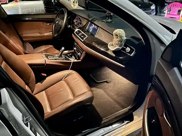 BMW 5 Series GT 2017