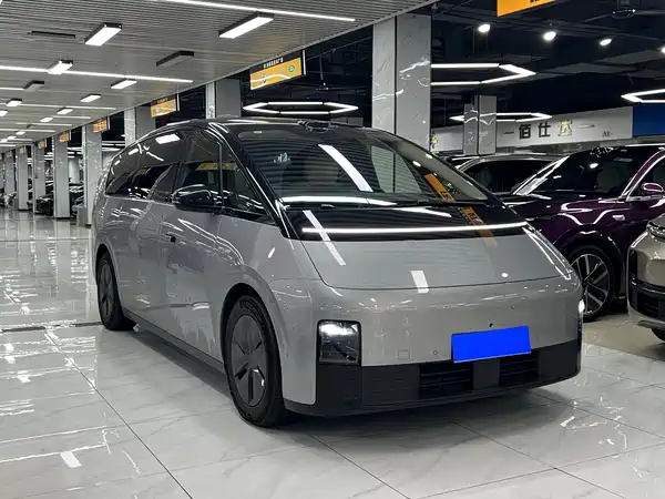 Li Auto MEGA 2026