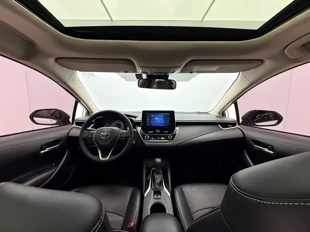 Toyota Corolla 2021 — фото 14
