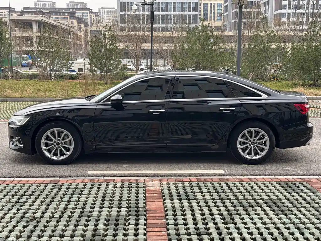 Audi A6L 2023 — фото 6