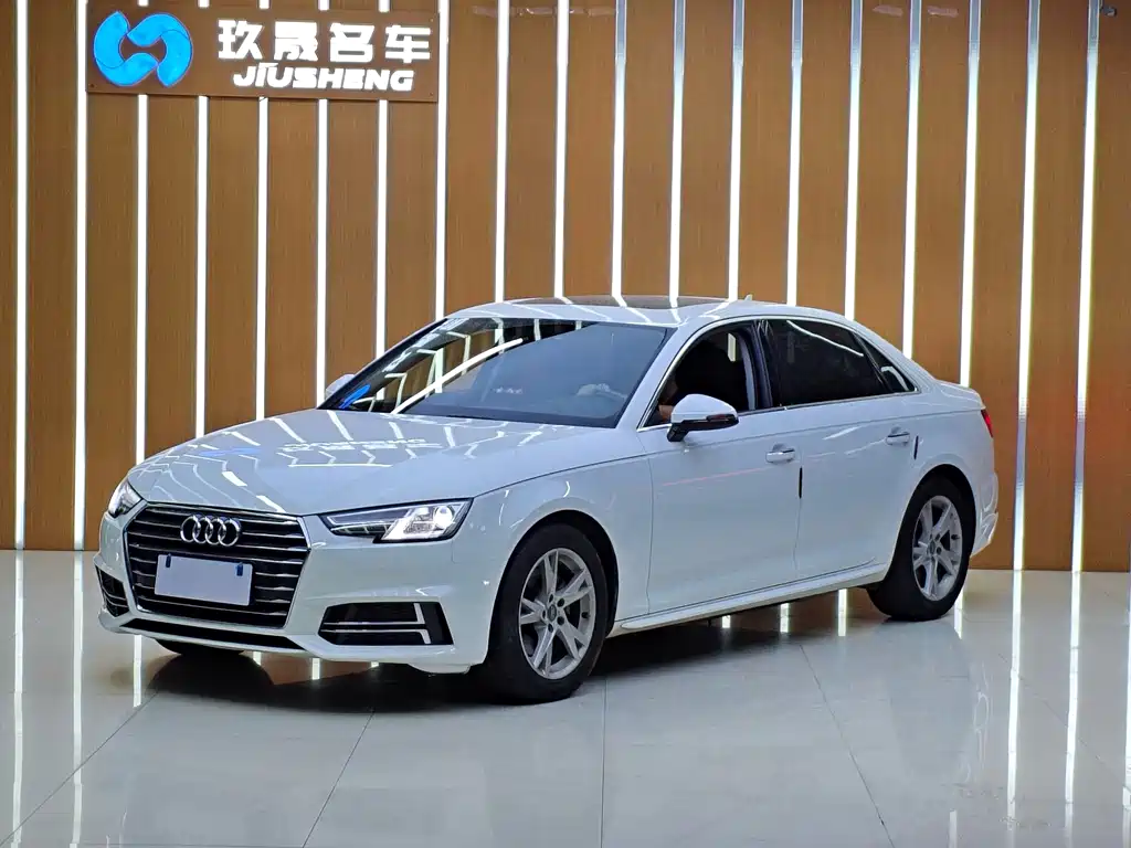 Audi A4L 2019