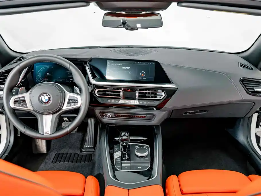 BMW Z4 2023 — фото 11