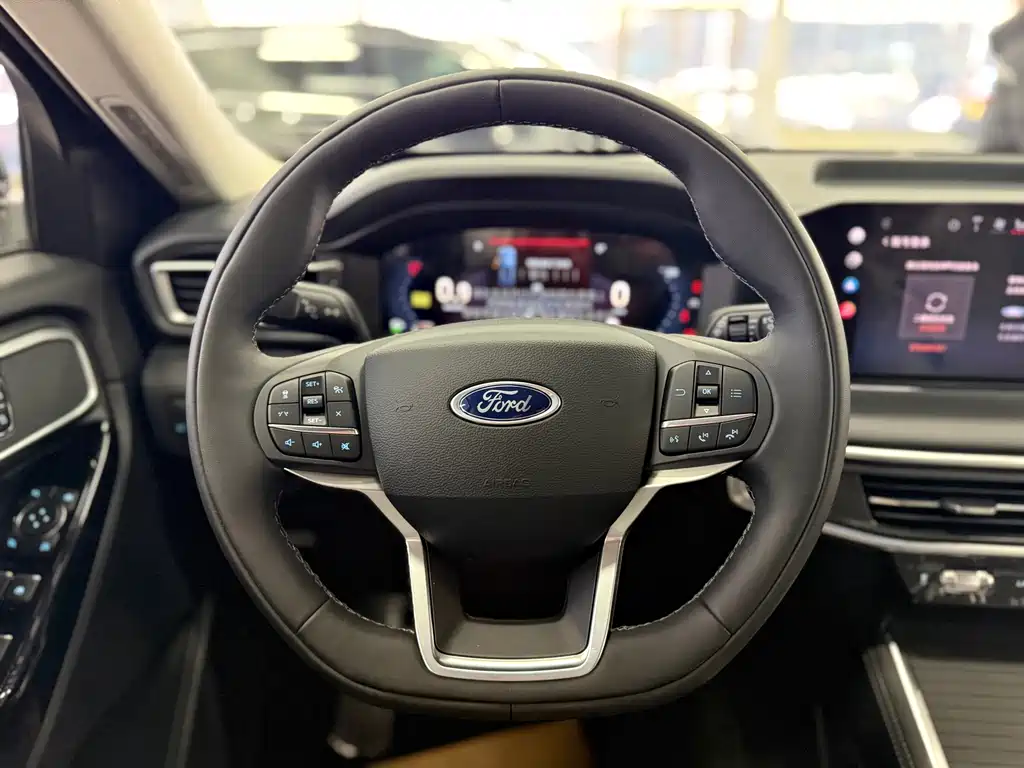 Ford Explorer 2026 — фото 17