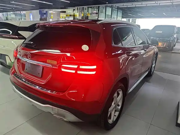Mercedes-Benz GLA 2018