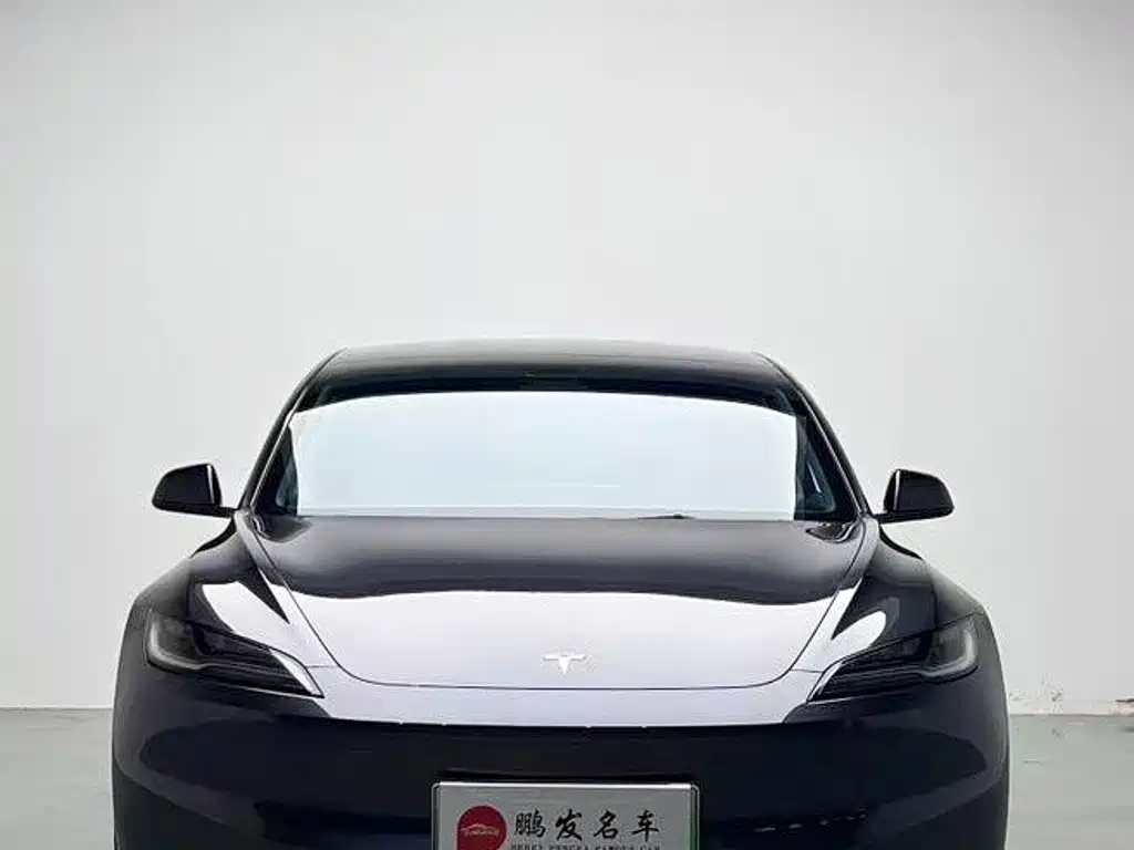 Tesla Model 3 2024 — фото 2