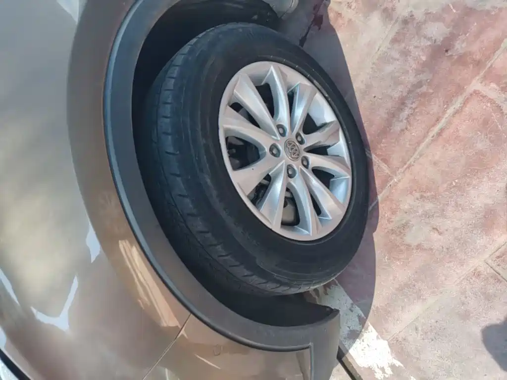 Buick Envision Plus 2015 — фото 23
