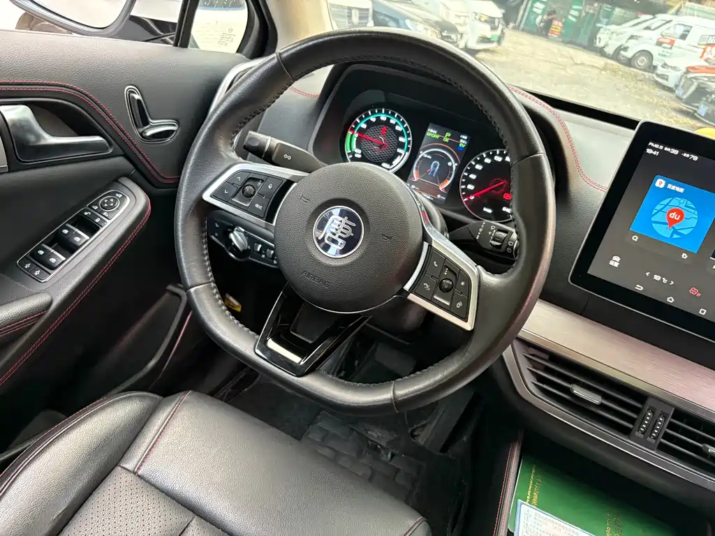 BYD Tang New Energy 2018 — фото 13