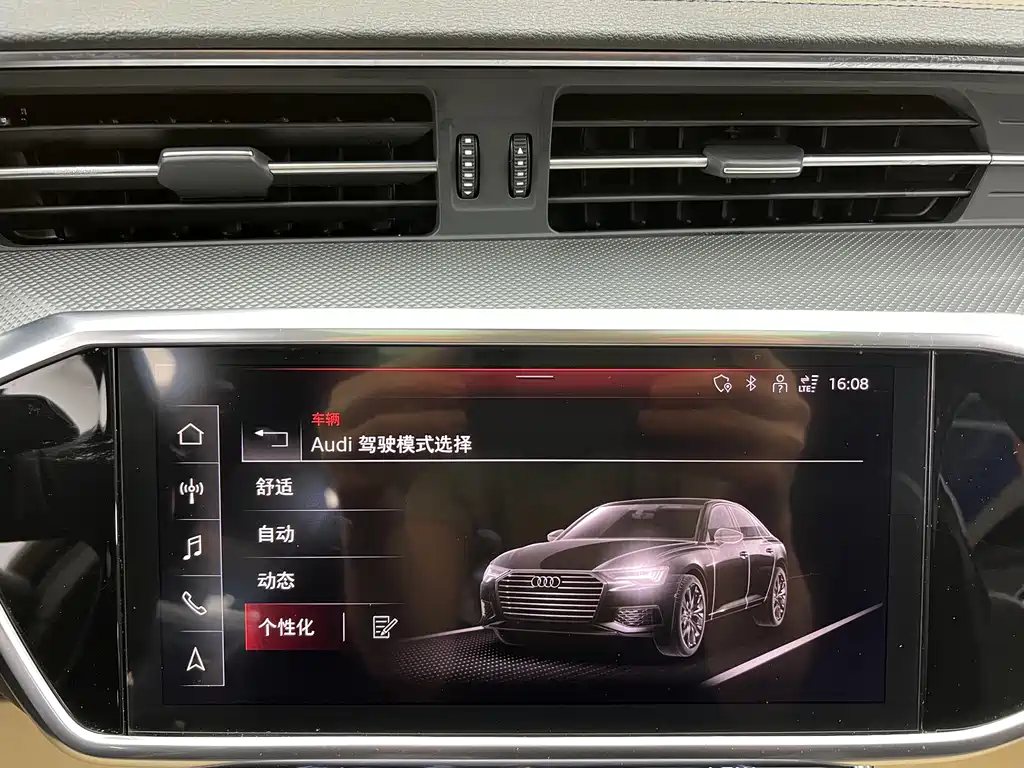 Audi A6L 2021 — фото 22