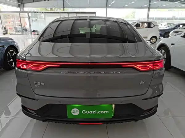 BYD Han 2024