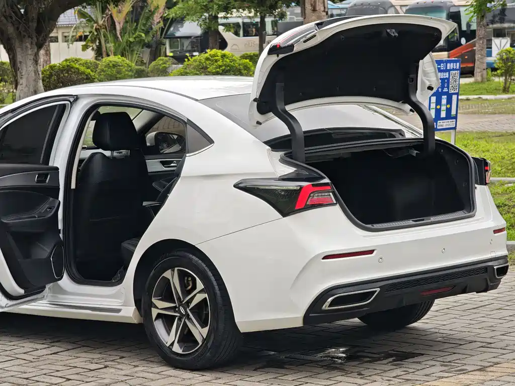 Chery Arrizo 5 PLUS 2021 — фото 14