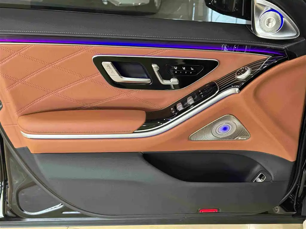 Mercedes-Benz Maybach S-Class 2023 — фото 24