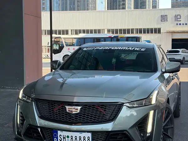 Cadillac CT5 2023