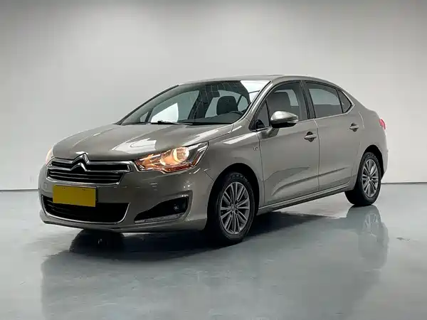 Citroën C4L 2015