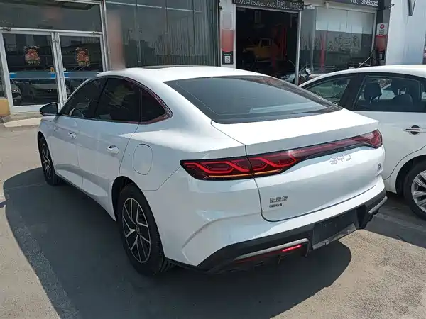 BYD Qin L 2024