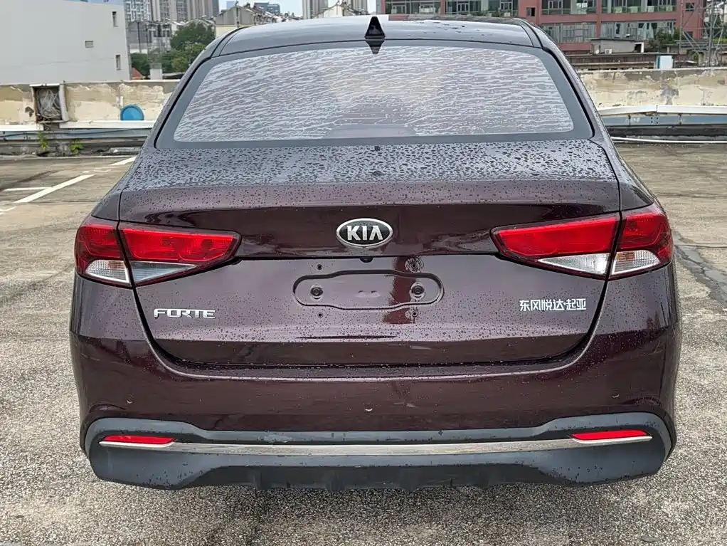 Kia Forte 2018 — фото 5