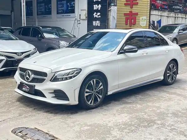 Mercedes-Benz C-Class 2019