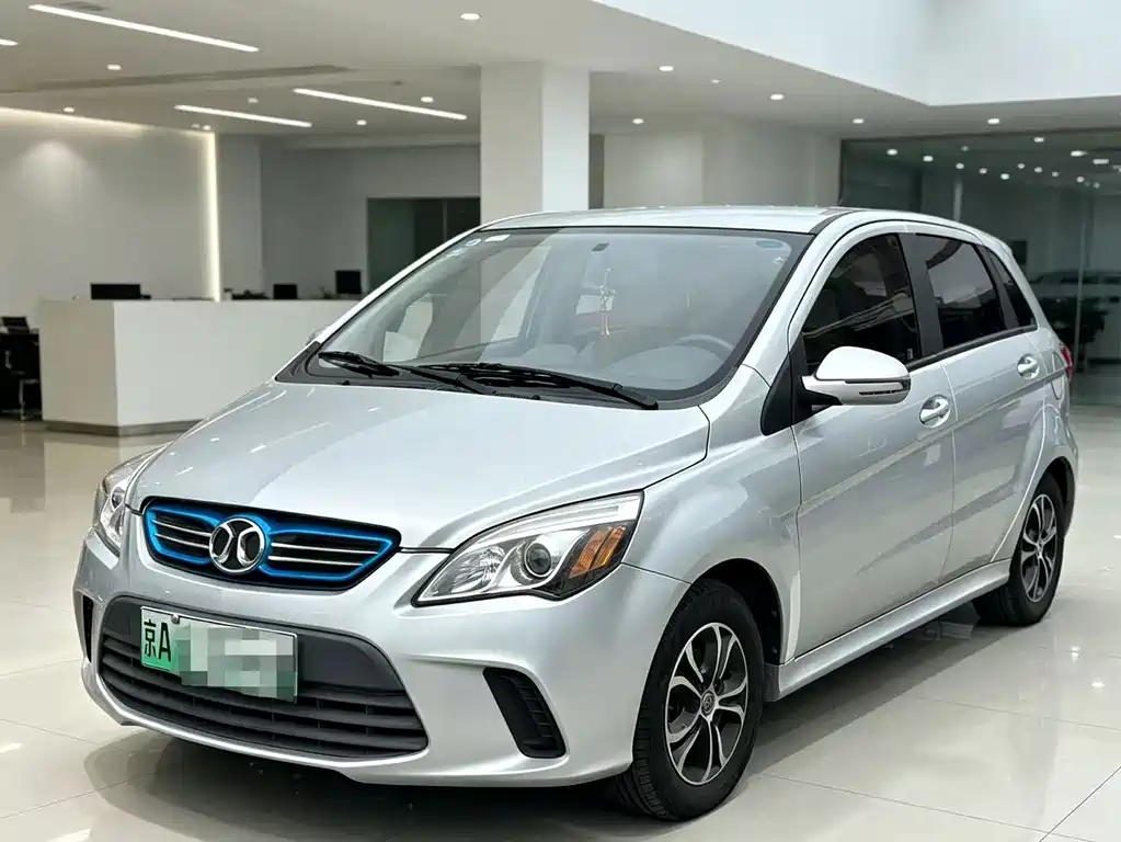 BAIC EV 2016 — фото 1