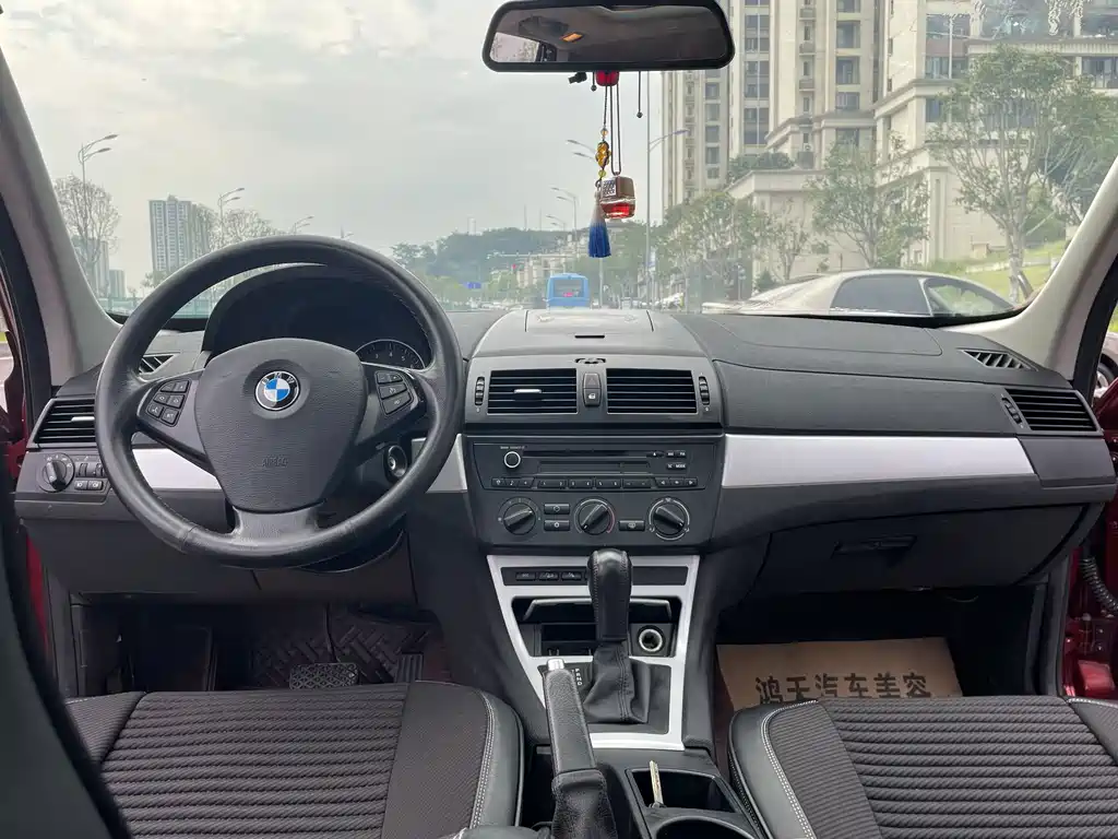 BMW X3 2010 — фото 10