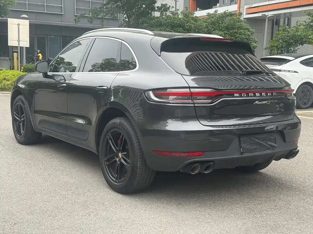 Porsche Macan 2021 — фото 26
