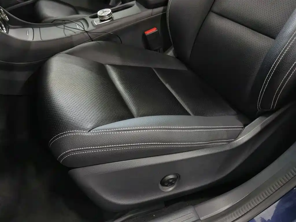 Mercedes-Benz GLA 2015 — фото 20
