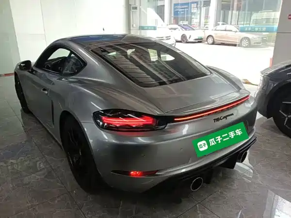Porsche 718 2017