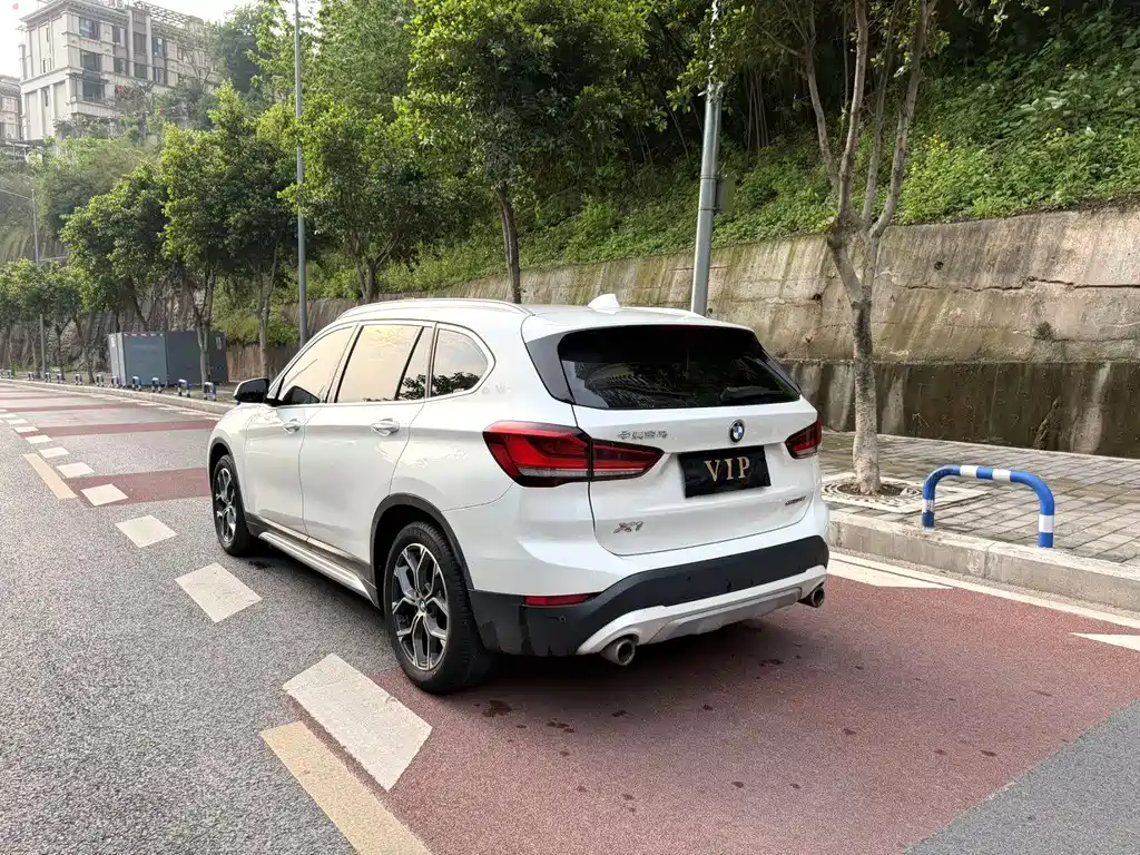 BMW X1 2020 — фото 11